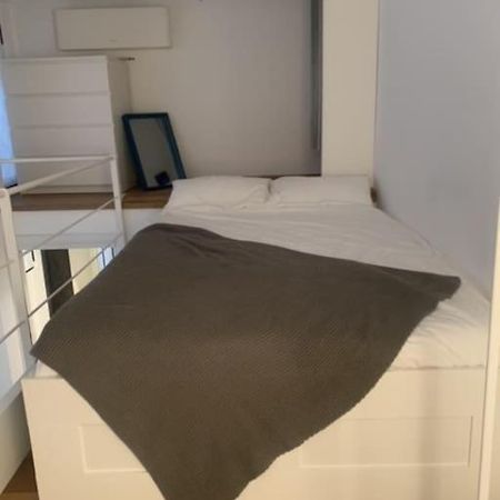 Piccolo Loft Cadorna Lägenhet Milano Exteriör bild